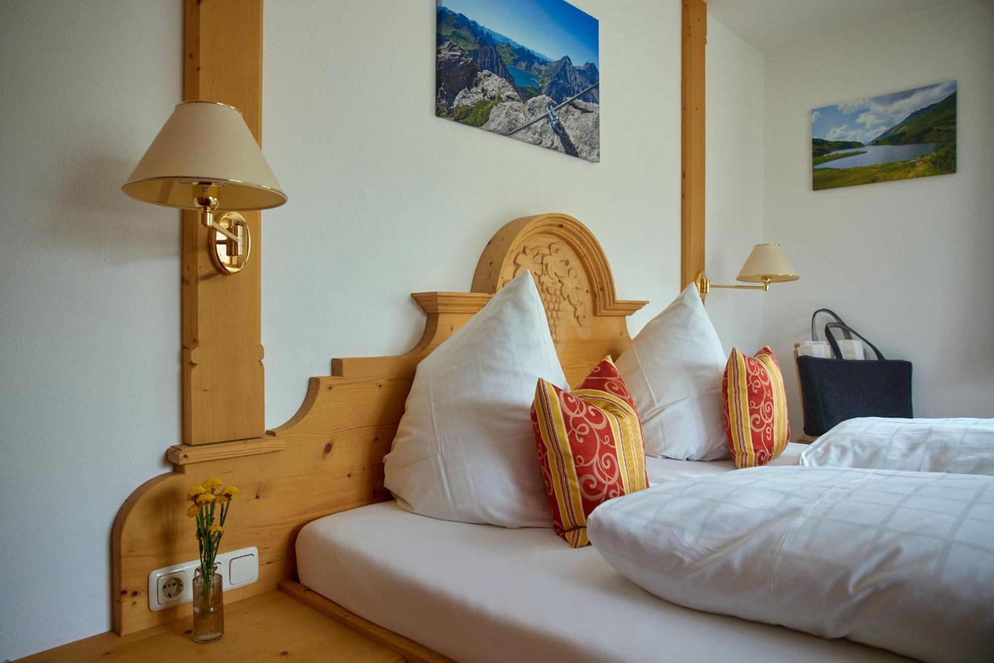 Montafon Moments Hotel Gortipohl Exterior foto